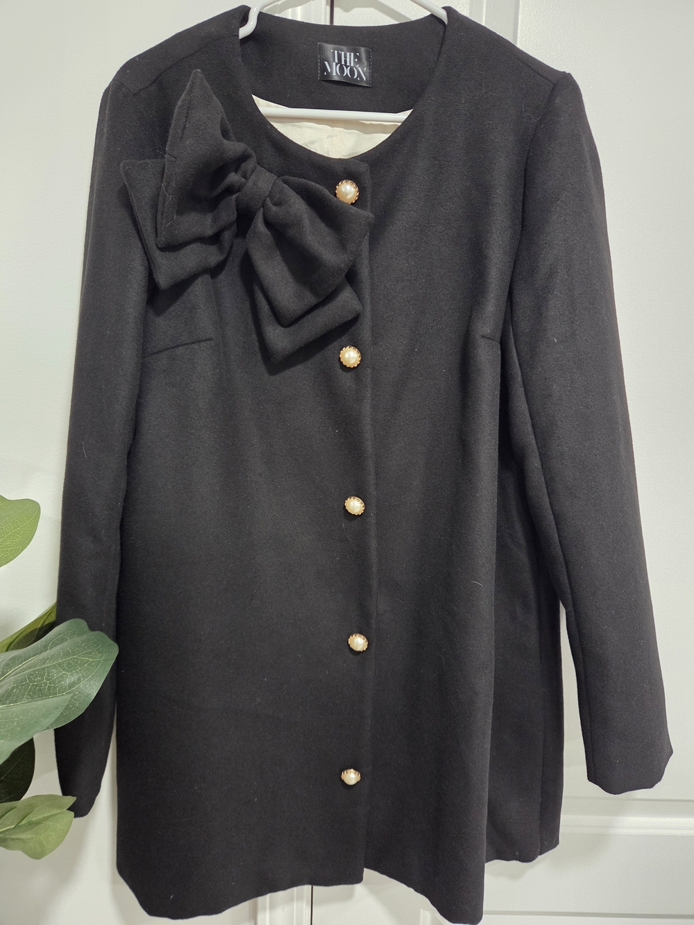 Black Bow-Accent coat
